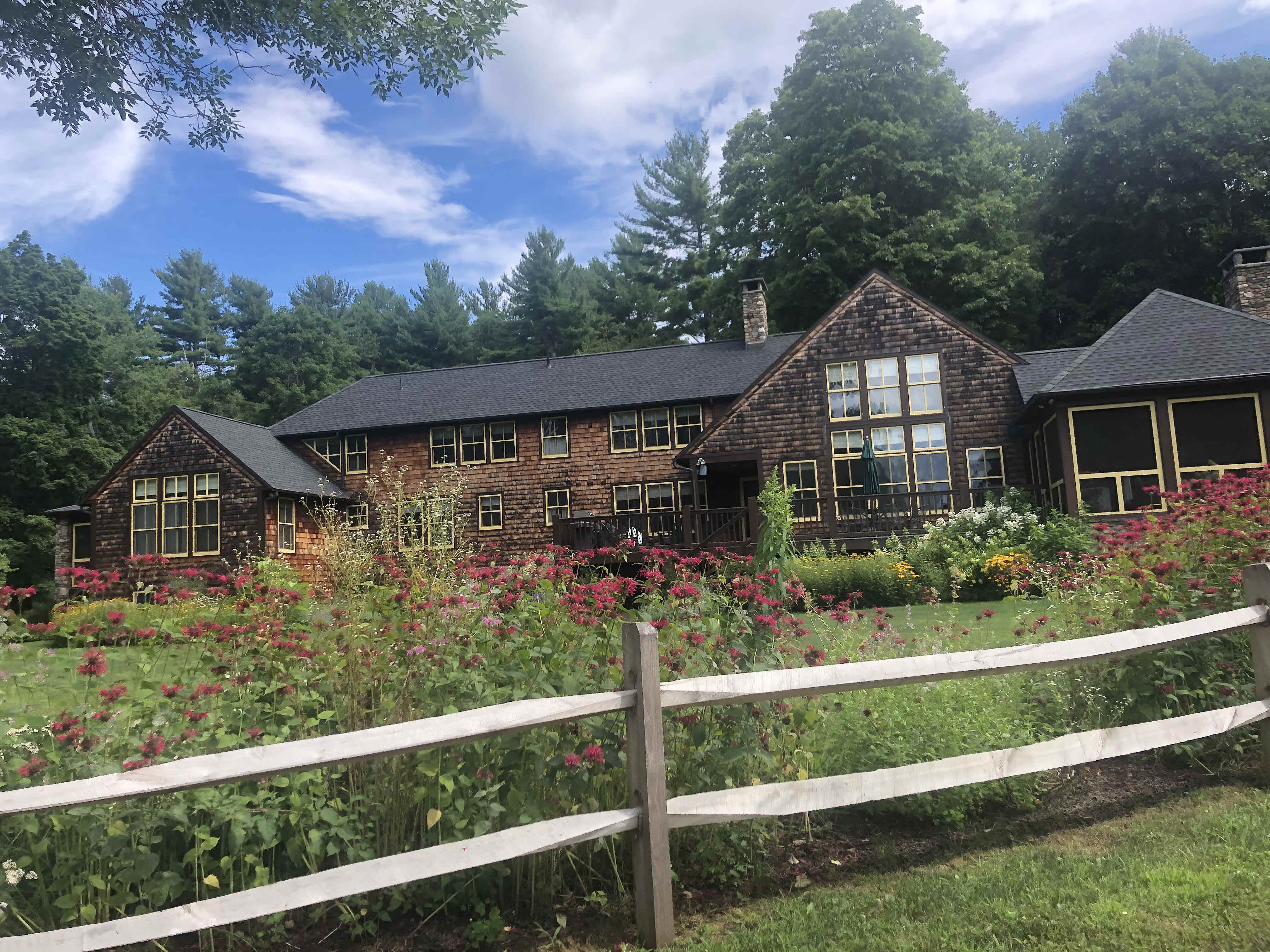 Building photograph for 314 TWIN LAKES ROAD